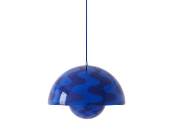 &Tradition Závěsná lampa Flowerpot VP7, blue pattern