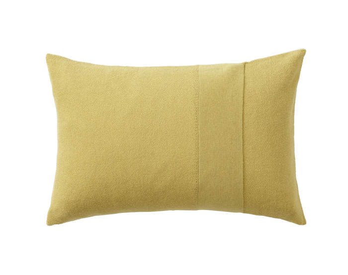 Layer-Cushion-40x60-yellow
