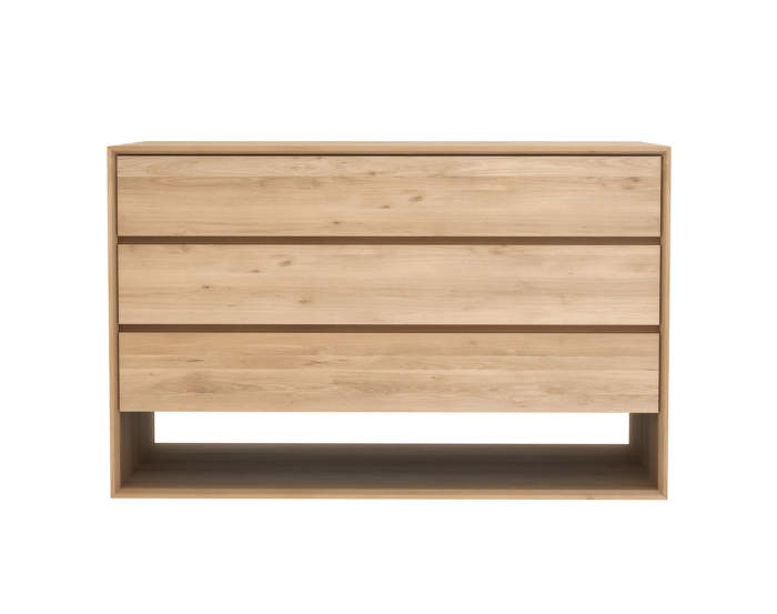Oak Nordic chest of drawers