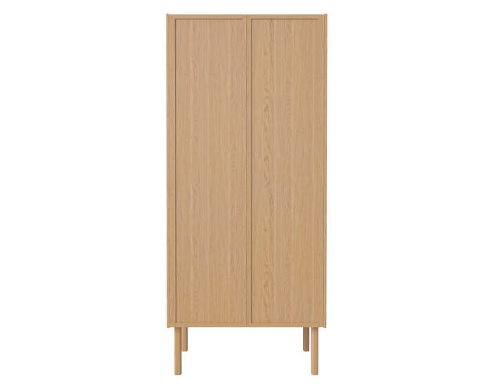 Skříň Cana s dřevěnými dveřmi a policemi, oiled oak