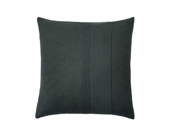 Layer-Cushion-50x50-dark-green