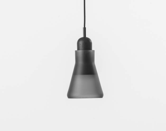 svítidlo Shadows XL PC976 Lamp, grey / black oak