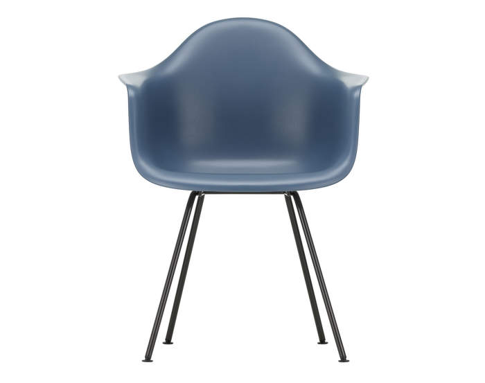 Vitra Eames Plastic Chair DAX