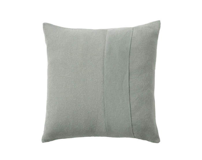 Layer-Cushion-50x50-sage-green