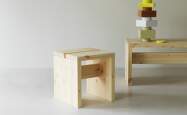 Lavice a stoličky Stretch od Normann Copenhagen