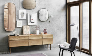 Zrcadla Framed Mirror od Muuto