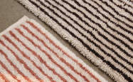 Koberce Kami Knotted od Ferm Living