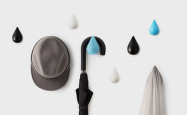 Věšáky Drop It od Normann Copenhagen