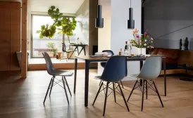 Židle Eames Fiberglass Chair