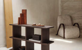 Křesla Buur od Ferm Living