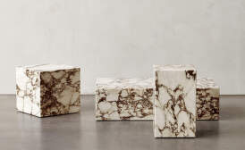 Stolky Plinth od Audo Copenhagen