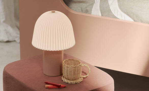 Přenosné lampy Frill od Ferm Living