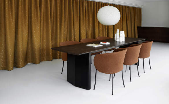 Křesla Knit od Normann Copenhagen