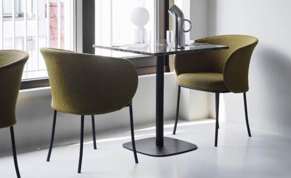Křesla Knit od Normann Copenhagen
