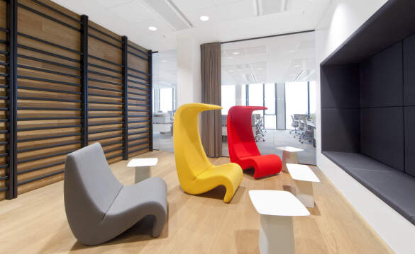 Křesla Amoebe od Vitra