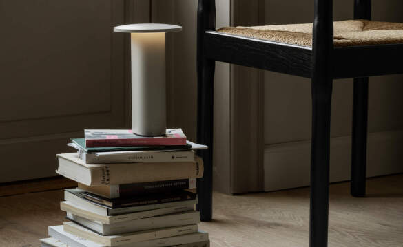 Přenosné lampy Solae od Fritz Hansen