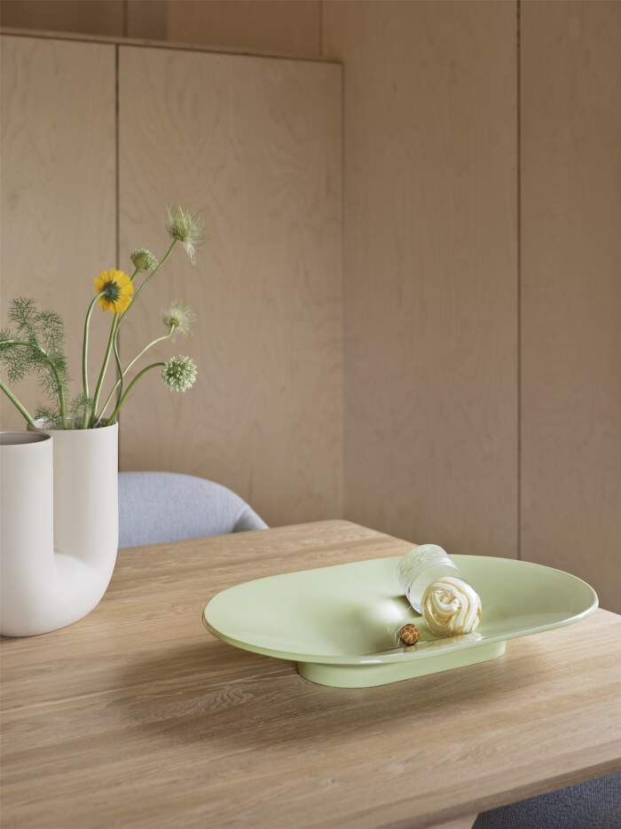 mere-bowl-light-green-70-70-oak-255x108-fiber-soft-armchair-ecriture-710-kink-muuto-org_(150)